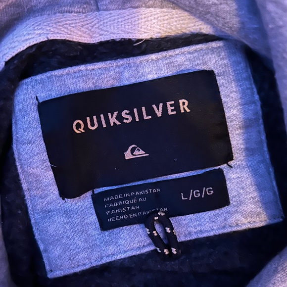 QuikSilver Hoodie - Picture 2 of 3